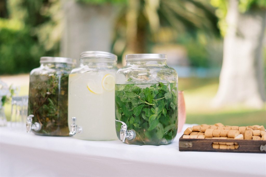 citronnade et eaux aromatisées mariage