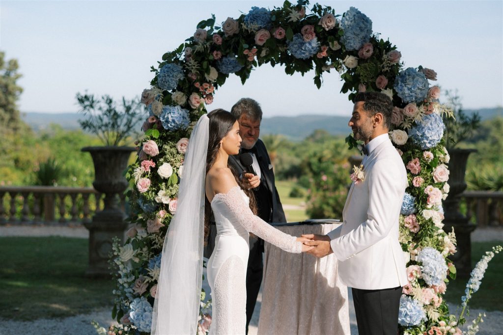 Romantique mariage bleu et rose
